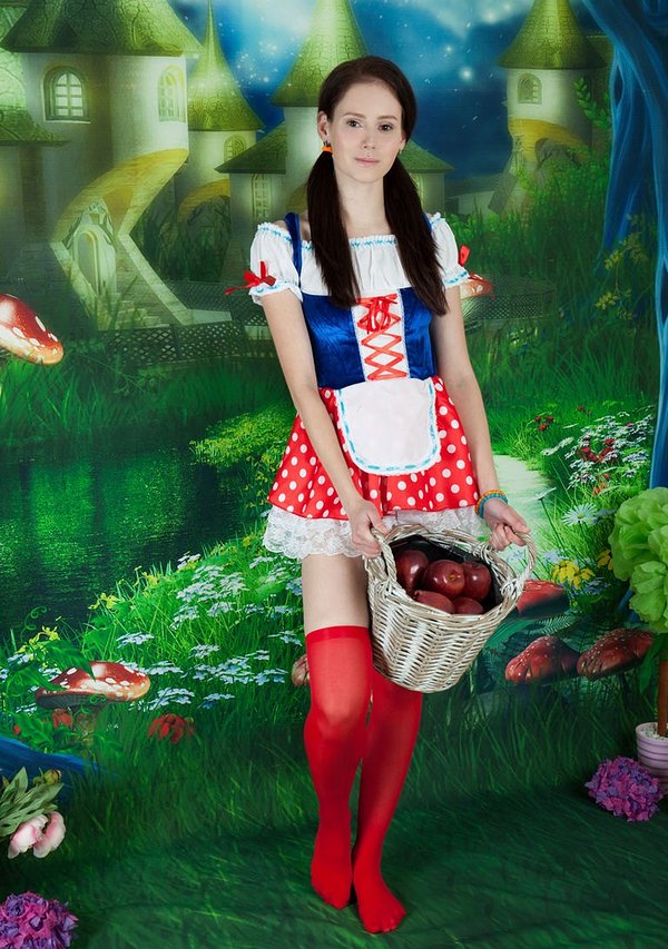 Агата, 28